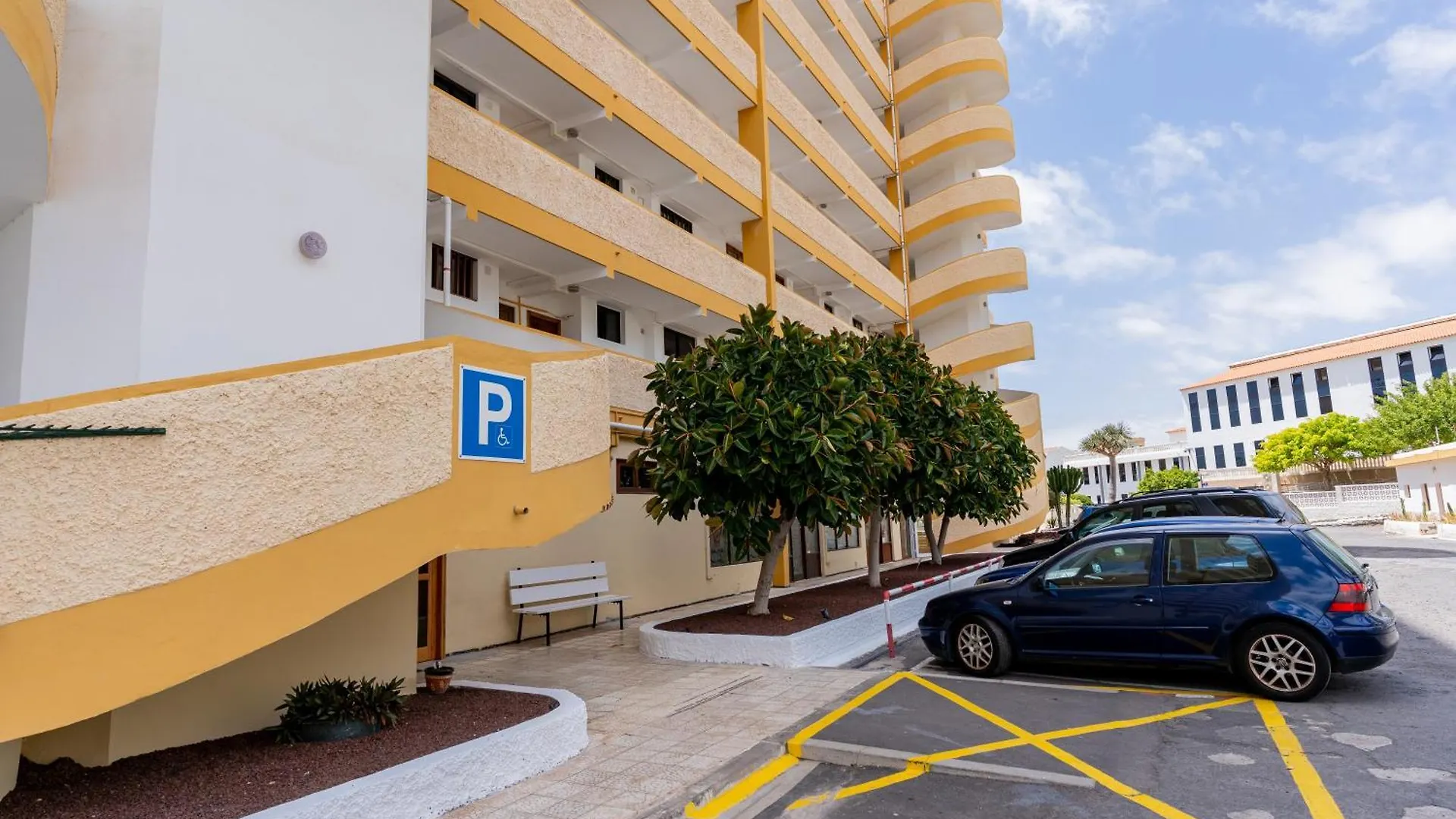 Bright Seaside Apartment In Los Cristianos - Achacay