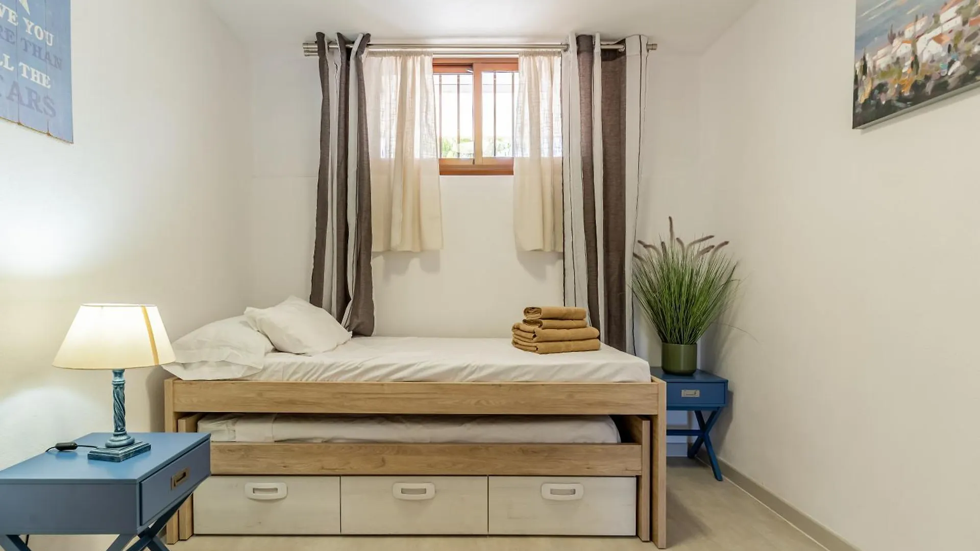 Bright Seaside Apartment In Los Cristianos - Achacay
