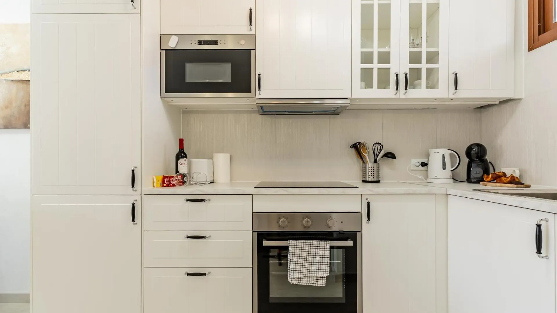 Bright Seaside Apartment In Los Cristianos - Achacay
