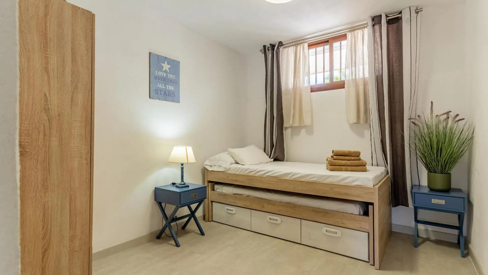 Bright Seaside Apartment In Los Cristianos - Achacay 0*, Los Cristianos (Tenerife)