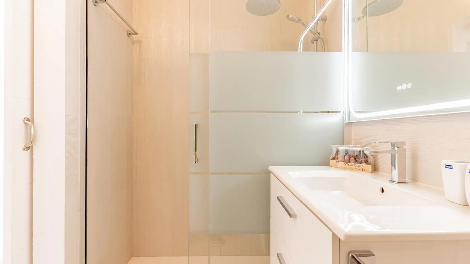 Bright Seaside Apartment In Los Cristianos - Achacay Španělsko