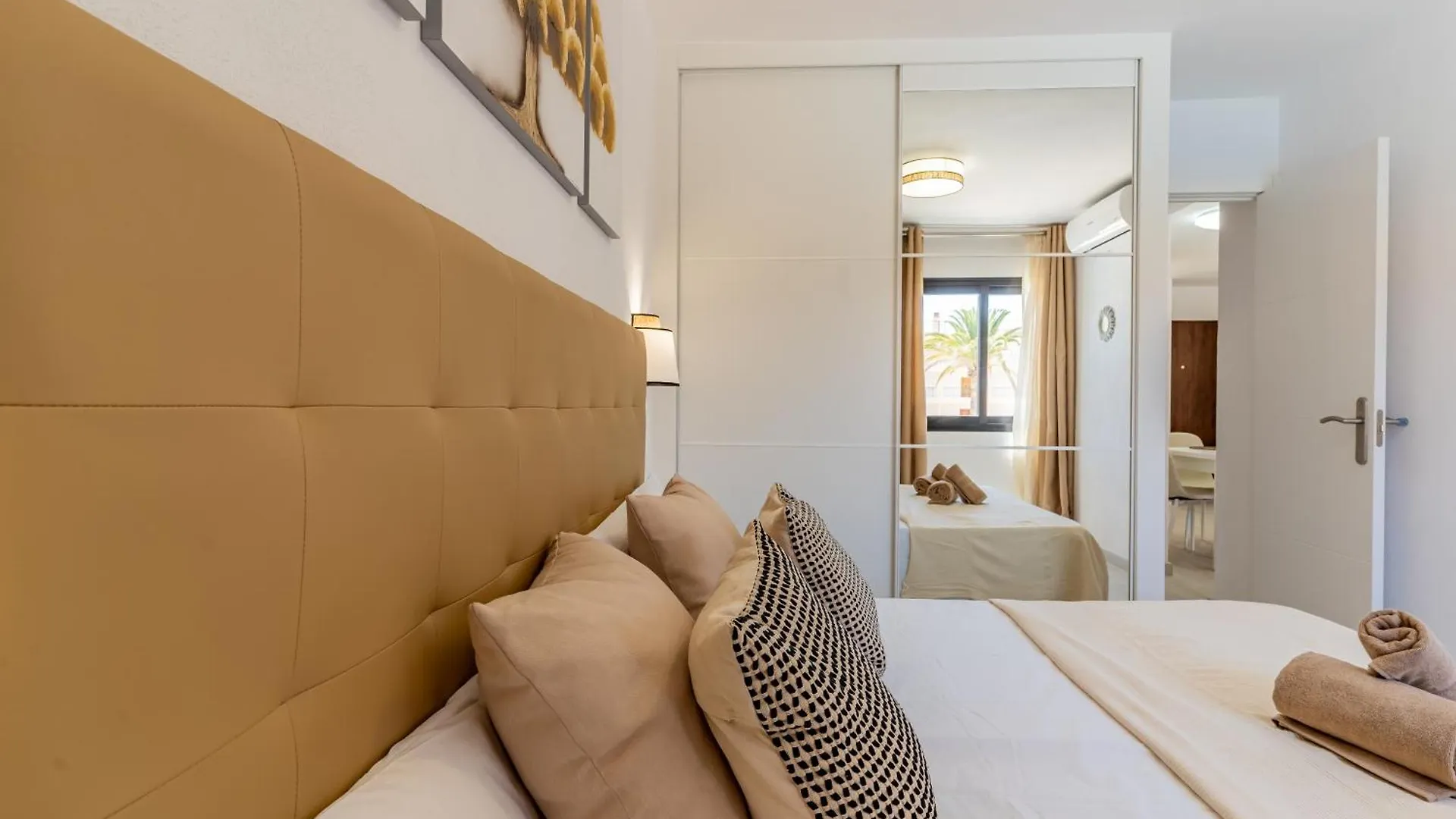 Bright Seaside Apartment In Los Cristianos - Achacay