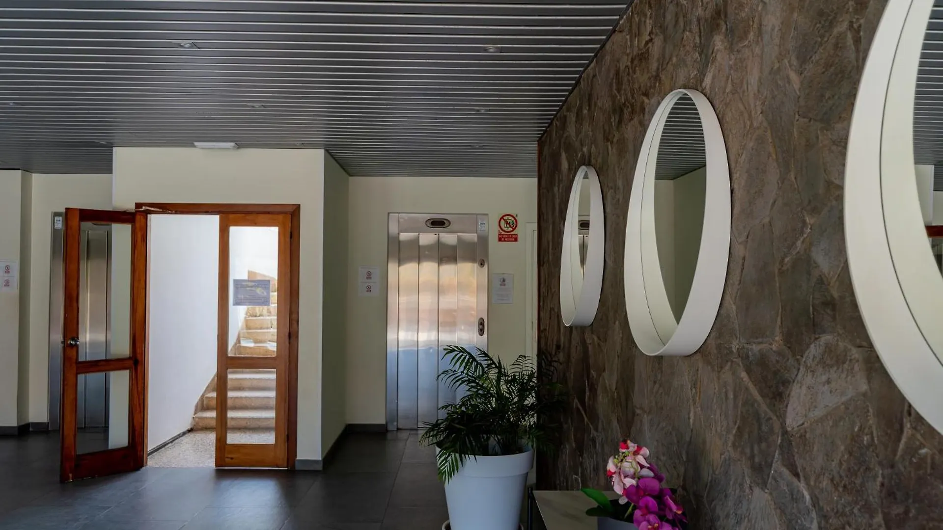 Bright Seaside Apartment In Los Cristianos - Achacay  Los Cristianos (Tenerife)